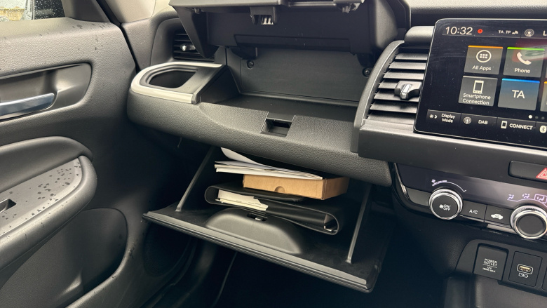 Honda Jazz 1.5 i-MMD Hybrid SR 5dr eCVT Hybrid Hatchback